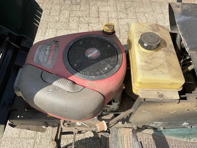 Craftsman lt1000 - 16hp ohv zitmaaier - afbeelding 16 van  24
