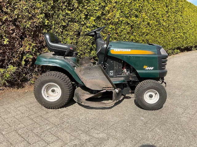 Craftsman lt1000 - 16hp ohv zitmaaier - afbeelding 12 van  24