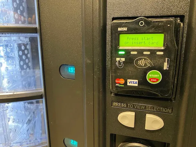 Crane - 432g - trommelautomaat - vending machine - afbeelding 3 van  14