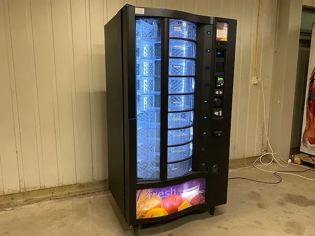 Crane - 432g - trommelautomaat - vending machine - afbeelding 1 van  14