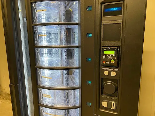 Crane - 432g - trommelautomaat - vending machine - afbeelding 9 van  14