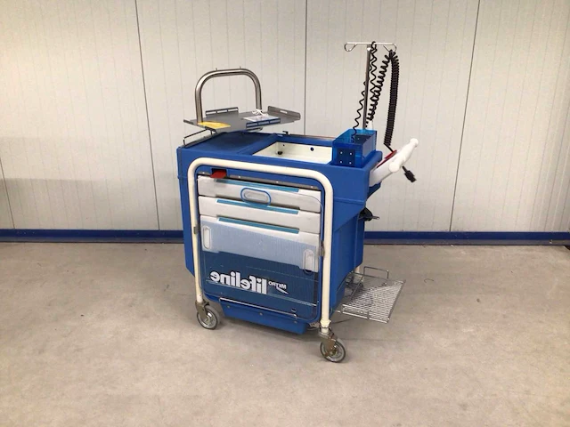Crash cart - afbeelding 1 van  2