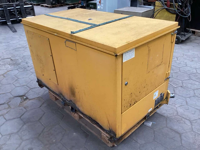 Creazzo vicenza eco 3-2s/4 stroomgenerator - afbeelding 3 van  8