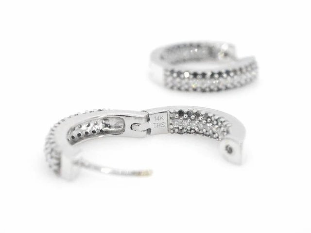 Creolen met witte en zwarte diamanten - afbeelding 4 van  6