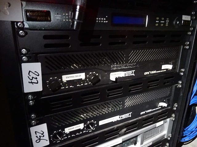 Crest performance - cpx 1500 - versterker - afbeelding 1 van  1