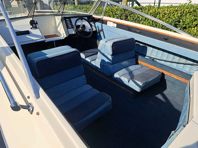 Crestliner 540 speedboot - afbeelding 2 van  10