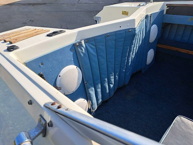 Crestliner 540 speedboot - afbeelding 9 van  10