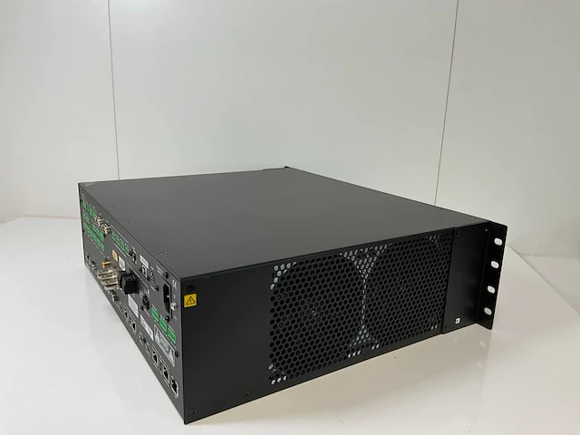 Crestron 3 series (dmps3-300-c-aec) digital media presentation system 300 w/acoustic echo cancellation - afbeelding 4 van  6
