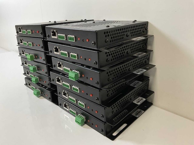 Crestron (dm-rmc-4kz-100-c), digitalmedia 8g+ 4k60 4:4:4 hdr receivers & room controllers 100 (12x) - afbeelding 4 van  10