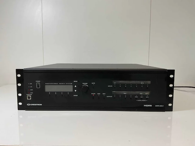Crestron (dmps-300-c-aec) digital media presentation system 300 w/acoustic echo cancellation - afbeelding 1 van  6