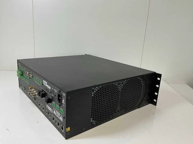 Crestron (dmps-300-c-aec) digital media presentation system 300 w/acoustic echo cancellation - afbeelding 4 van  6