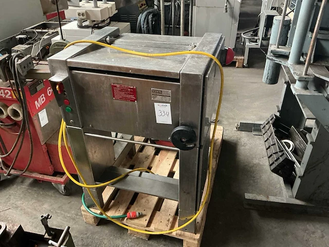 Cretel 625v vis fileermachine - afbeelding 1 van  5