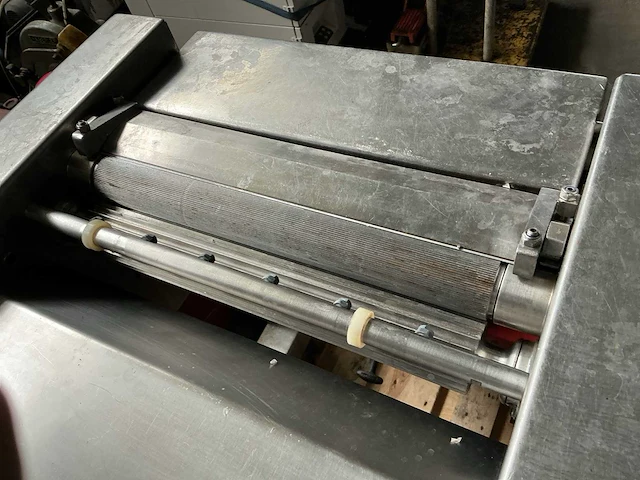 Cretel 625v vis fileermachine - afbeelding 4 van  5