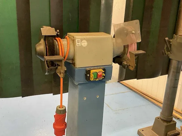 Creusen ds9200t werkbankslijpmachine op kolom - afbeelding 2 van  5