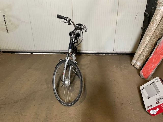 Cross e trendy elektrische fiets - afbeelding 7 van  14