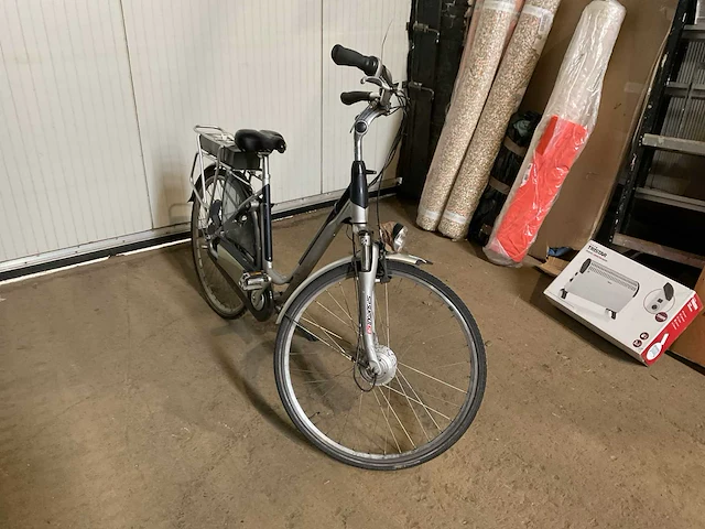 Cross e trendy elektrische fiets - afbeelding 8 van  14
