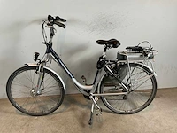Cross trendy elektrische damesfiets - afbeelding 3 van  10