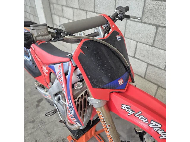 Crossmotor honda, crf250 - afbeelding 3 van  22