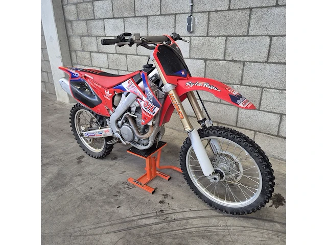 Crossmotor honda, crf250 - afbeelding 16 van  22