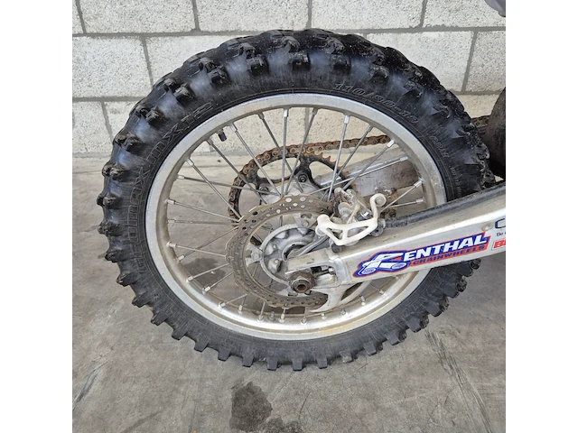 Crossmotor honda, crf250 - afbeelding 17 van  22