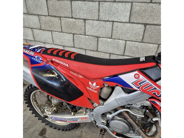 Crossmotor honda, crf250 - afbeelding 20 van  22