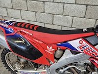 Crossmotor honda, crf250 - afbeelding 20 van  22