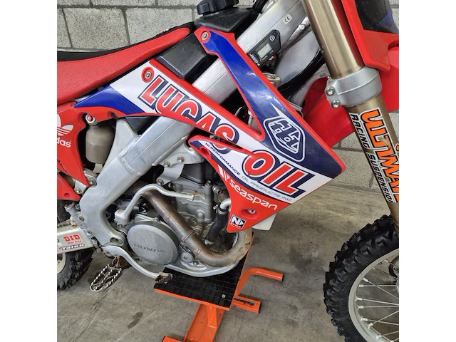Crossmotor honda, crf250 - afbeelding 21 van  22