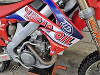 Crossmotor honda, crf250 - afbeelding 21 van  22