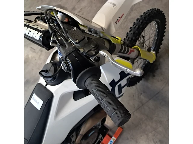 Crossmotor, husqvarna, fc450 - afbeelding 27 van  38