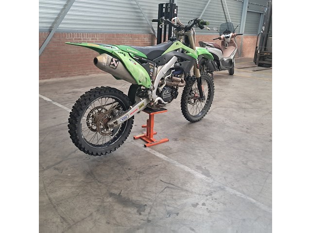 Crossmotor, kawasaki - afbeelding 23 van  71