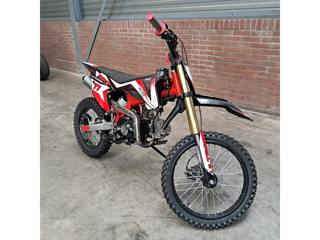 Crossmotor, ultra, db003 , 2024 - afbeelding 23 van  35