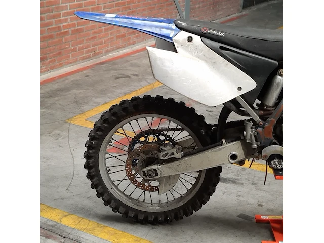 Crossmotor, yamaha, yz125 - afbeelding 9 van  26