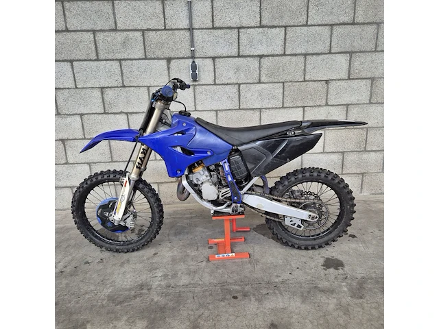 Crossmotor yamaha, yz250 - afbeelding 10 van  23