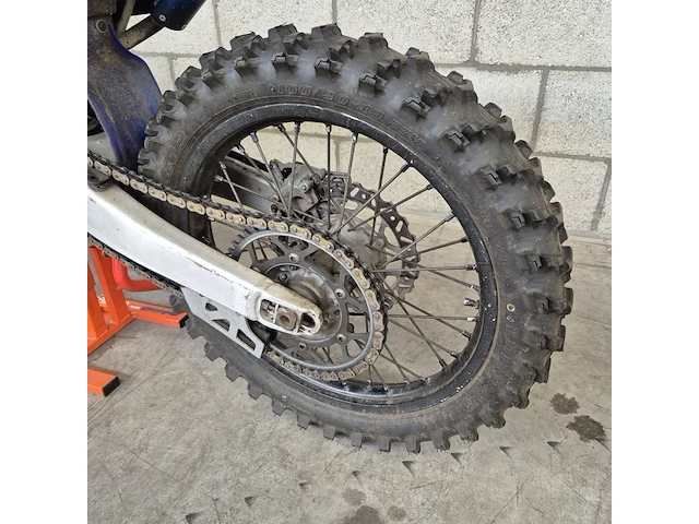 Crossmotor yamaha, yz250 - afbeelding 16 van  23