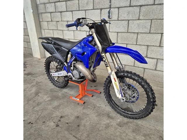 Crossmotor yamaha, yz250 - afbeelding 17 van  23