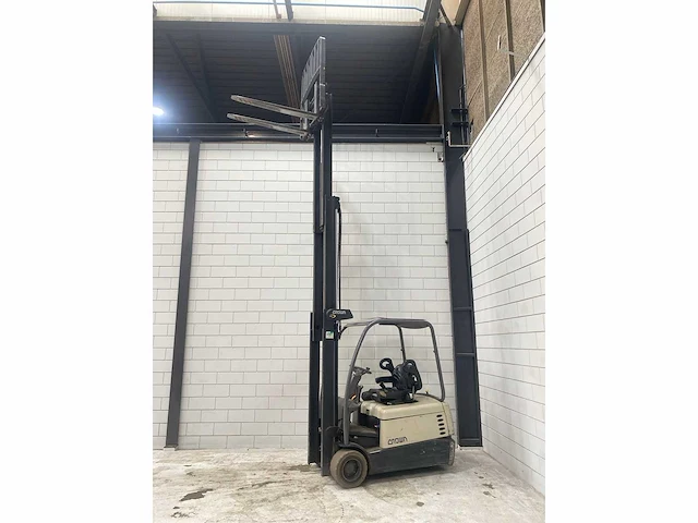 Crown - sc4240-1.8 - forklift trucks - 2010 - afbeelding 12 van  15
