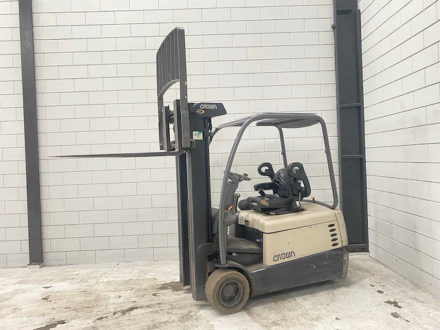 Crown - sc4240-1.8 - forklift trucks - 2010 - afbeelding 13 van  15