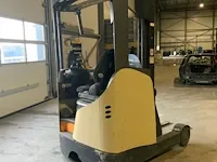 Crown esr reach truck. is momenteel nog in gebruik uren stand zal hierdoor afwijken. - afbeelding 9 van  15