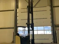 Crown esr reach truck. is momenteel nog in gebruik uren stand zal hierdoor afwijken. - afbeelding 12 van  15