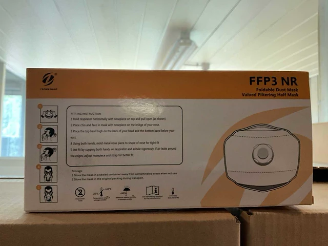 Crown name ffp3 nr stofmasker - afbeelding 2 van  4