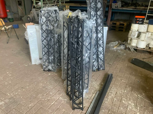 Crown truss beursstand - afbeelding 10 van  17