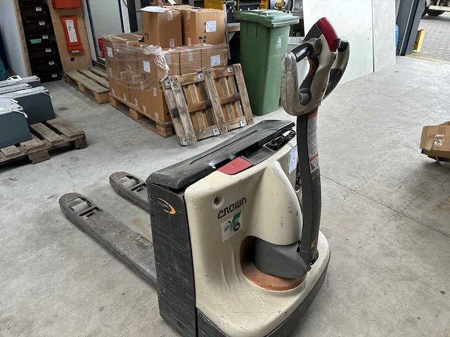 Crown x10 elektrische palletwagen - afbeelding 1 van  7
