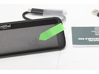 Crucial x8 4tb portable ssd up to 1050mb/s pc and mac usb 3.2 external solid state drive ct4000x8ssd9 - afbeelding 5 van  5