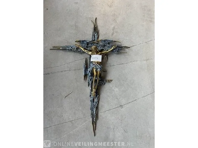 Crucifix - afbeelding 2 van  7