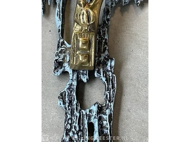 Crucifix - afbeelding 7 van  7