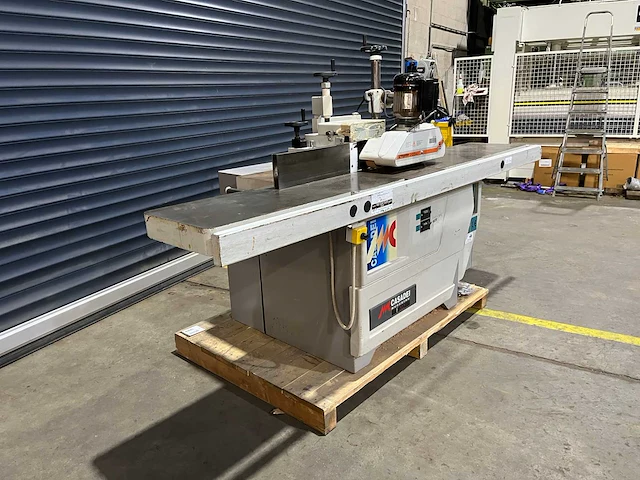 Csadei - 2006 - f 222l - tafel- en spilfreesmachine - afbeelding 9 van  16