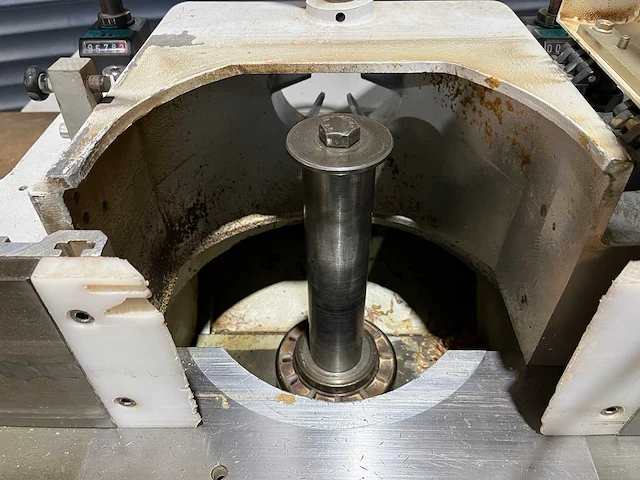 Csadei - 2006 - f 222l - tafel- en spilfreesmachine - afbeelding 16 van  16