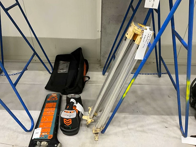 C.scope 33xd/sg-a kabeldector + signaal generator - afbeelding 6 van  6