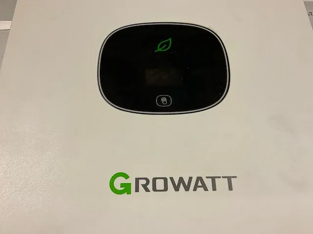 Csun, 285-60p zonnepaneel (4x) met growatt, mic1000tl-x omvormer (1x) - afbeelding 9 van  10