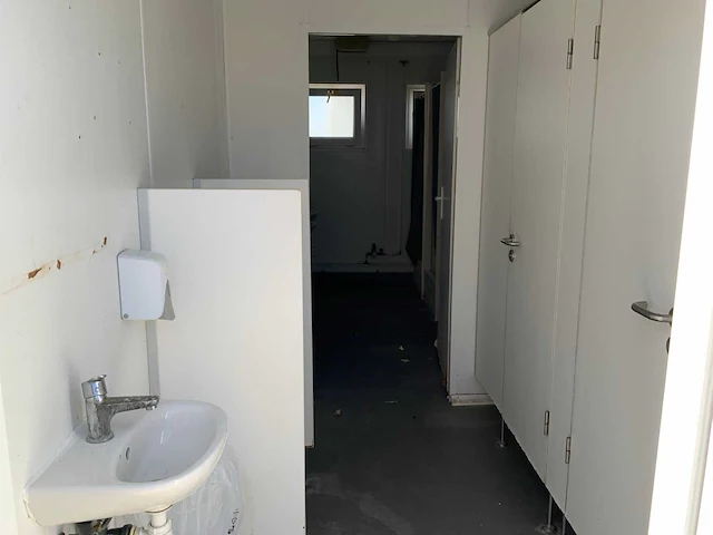 Ctx kleedruimte toilet / douche unit - afbeelding 9 van  13